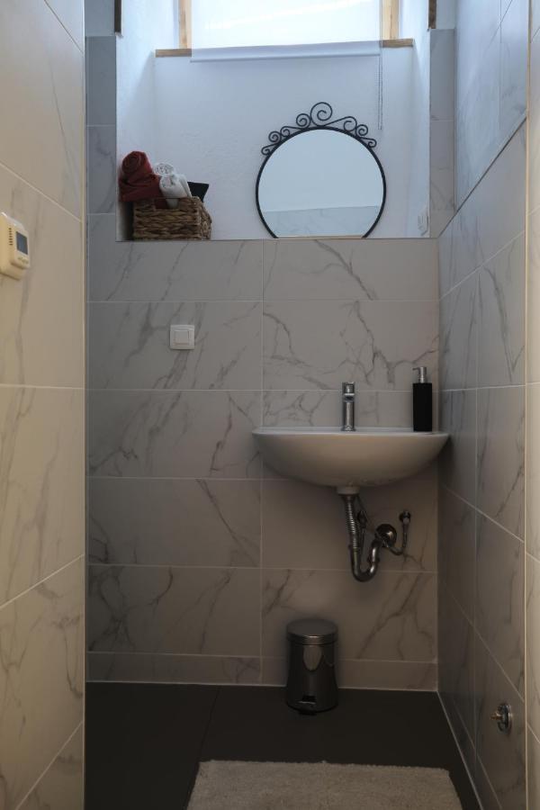 Podroom Apartments 卢布尔雅那 外观 照片