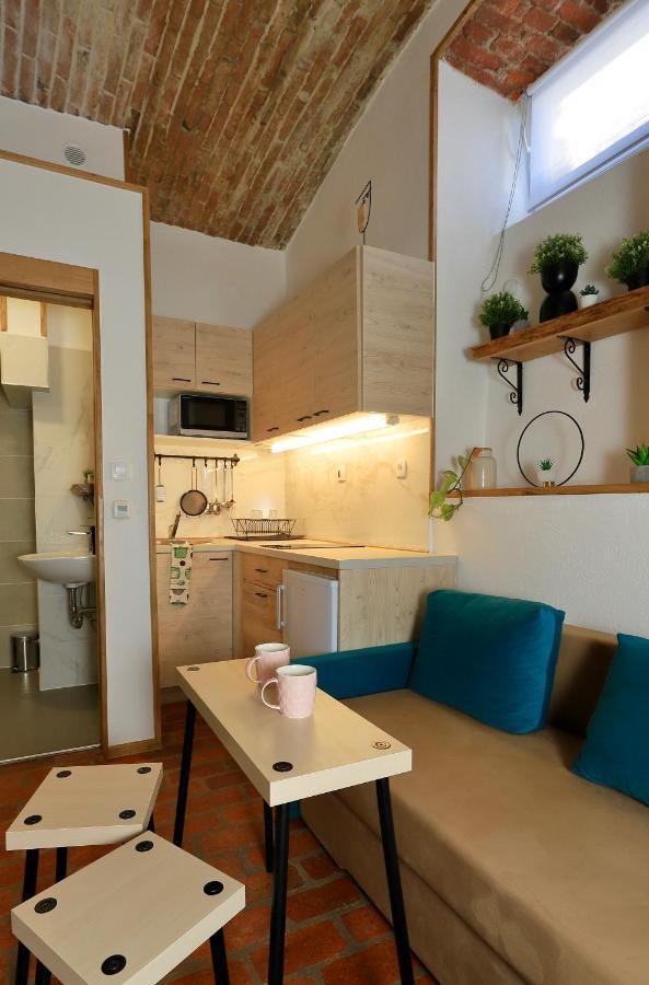 Podroom Apartments 卢布尔雅那 外观 照片