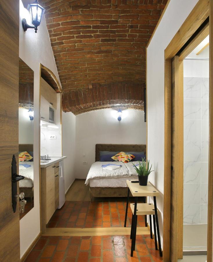 Podroom Apartments 卢布尔雅那 外观 照片